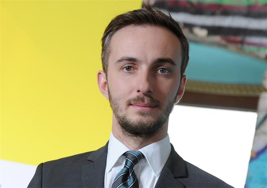 Böhmermann, Erdogan und der Paragraf 103 Die Bundesregierung hat zugestimmt, dass der Jan Böhmermann nach Paragraf 103 des Strafgesetzbuchs juristisch verfolgt werden darf.