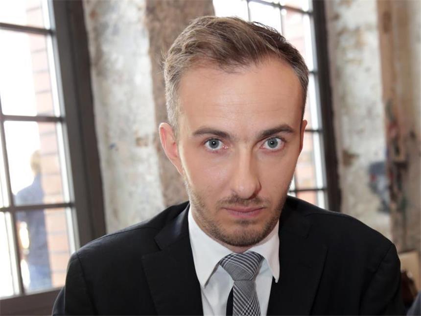 Merkel räumt Fehler im Umgang mit Böhmermann ein Die Bundesregierung hatte vor einer Woche den Weg für Jan Böhmermanns Strafverfolgung freigegeben. Foto: Jörg Carstensen/Archiv