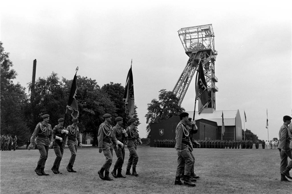 Die Bundeswehr nutzte nach der Schließung das Gelände der Zeche Minister Achenbach
