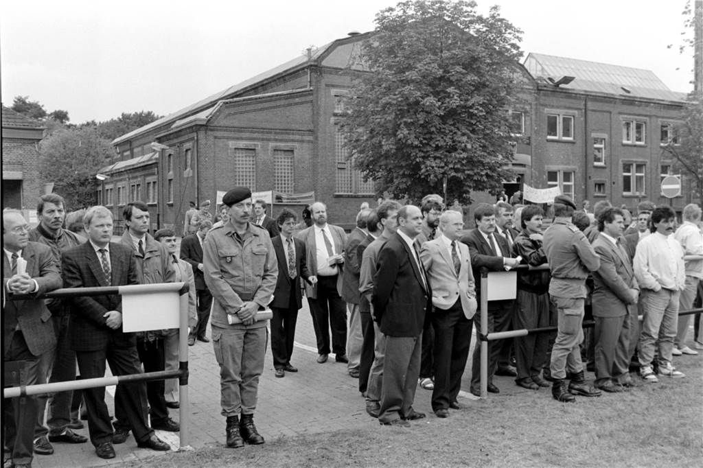 Die Bundeswehr nutzte nach der Schließung das Gelände der Zeche Minister Achenbach