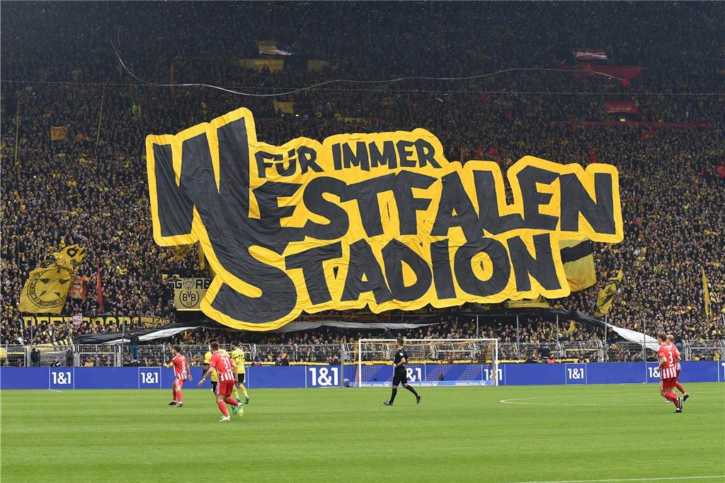 Die BVB-Choreo auf der Südtribüne.