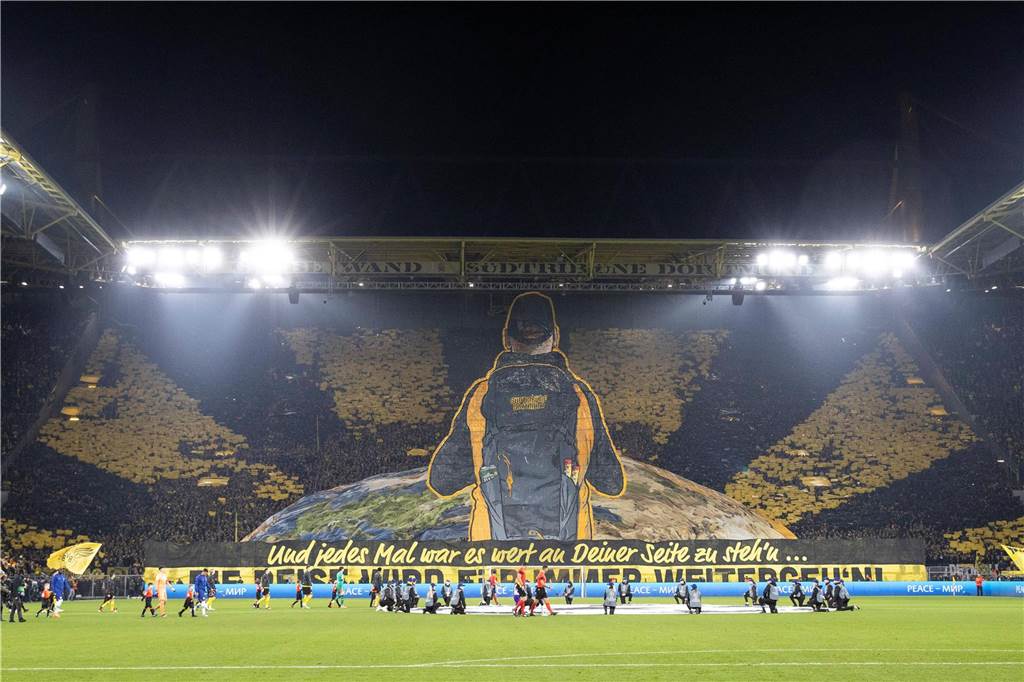 Die BVB-Choreo vor dem Chelsea-Spiel.