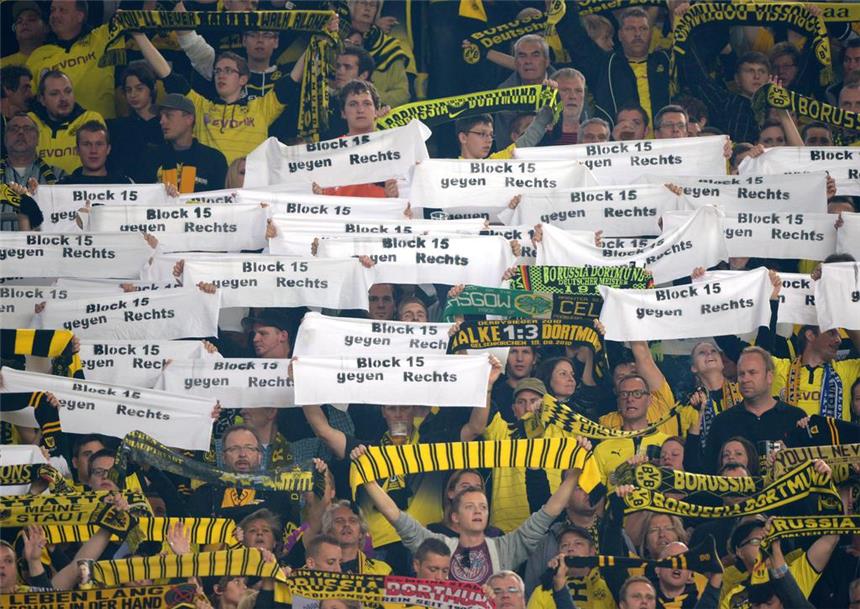 Daniel Lörcher: "Wollen Klimawandel in Fanszene" Die BVB-Fans setzten schon öfter ein klares Zeichen gegen Rechts.