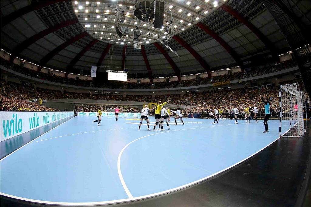 Die BVB-Handball-Damen siegten am Sonntag vor Rekordkulisse gegen Siófok KC aus Ungarn.
