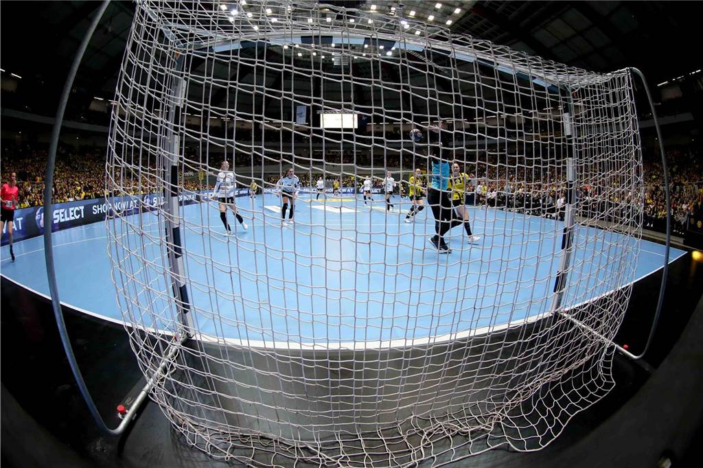 Die BVB-Handball-Damen siegten am Sonntag vor Rekordkulisse gegen Siófok KC aus Ungarn.