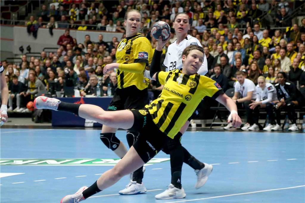 Die BVB-Handball-Damen siegten am Sonntag vor Rekordkulisse gegen Siófok KC aus Ungarn.