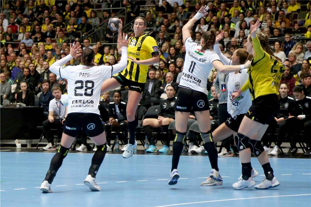 Die BVB-Handball-Damen siegten am Sonntag vor Rekordkulisse gegen Siófok KC aus Ungarn.