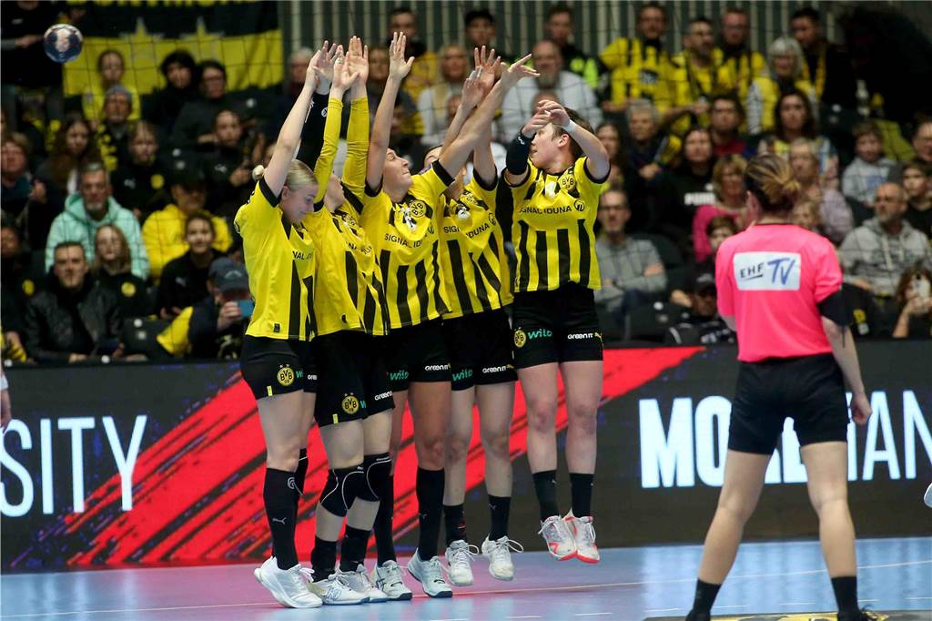 Die BVB-Handball-Damen siegten am Sonntag vor Rekordkulisse gegen Siófok KC aus Ungarn.