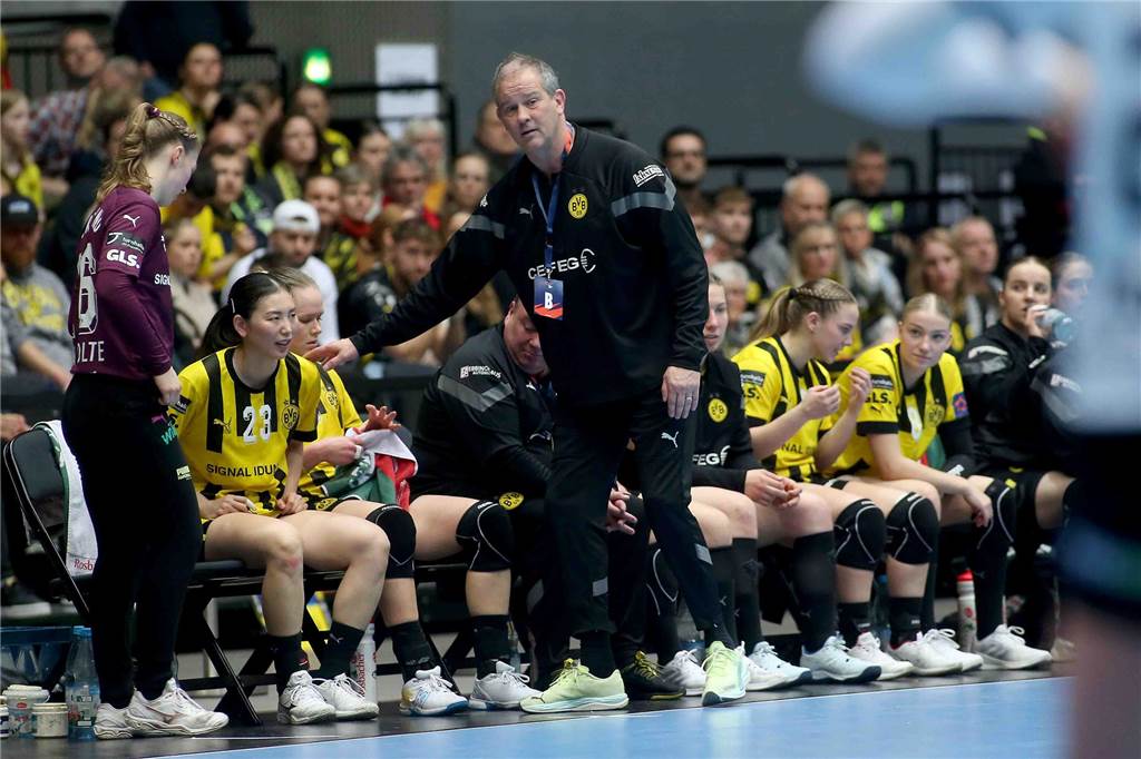 Die BVB-Handball-Damen siegten am Sonntag vor Rekordkulisse gegen Siófok KC aus Ungarn.