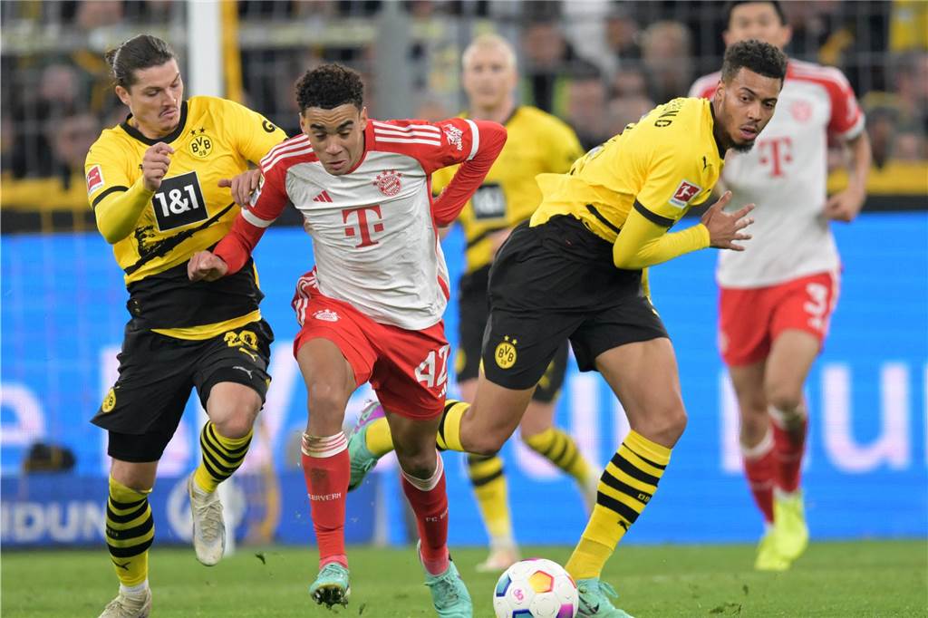 Im BVB-Umfeld nimmt die Kritik an Trainer Edin Terzic zu: Harte Fakten und subjektive Eindrücke Felix Nmecha und Marcel Sabitzer im Zweikampf.