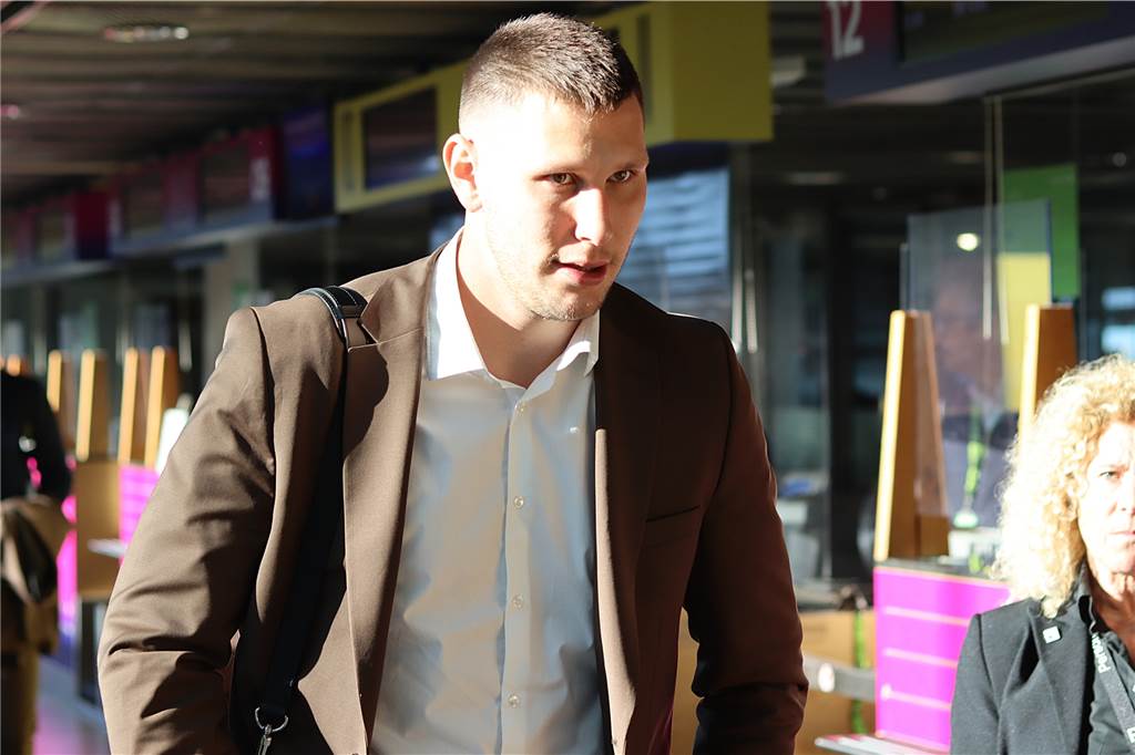 Die BVB-Profis auf dem Weg nach Kopenhagen.