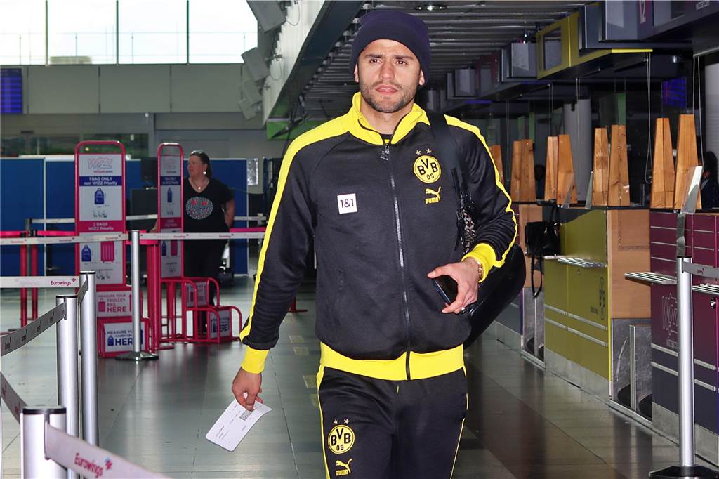 Die BVB-Profis auf dem Weg nach Stuttgart.