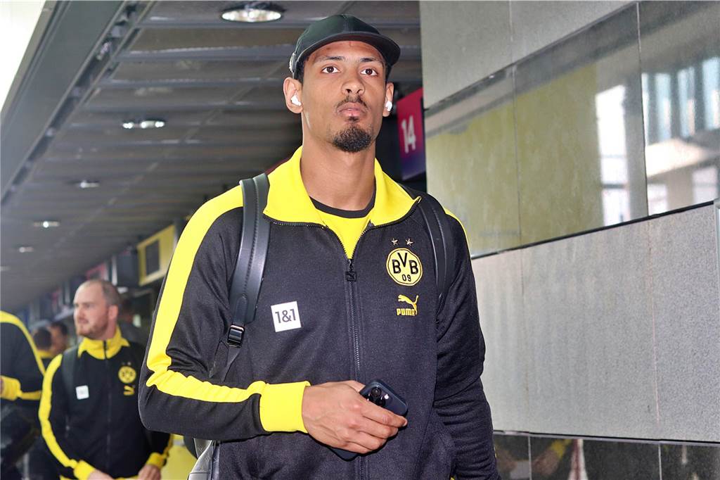 Die BVB-Profis auf dem Weg nach Stuttgart.