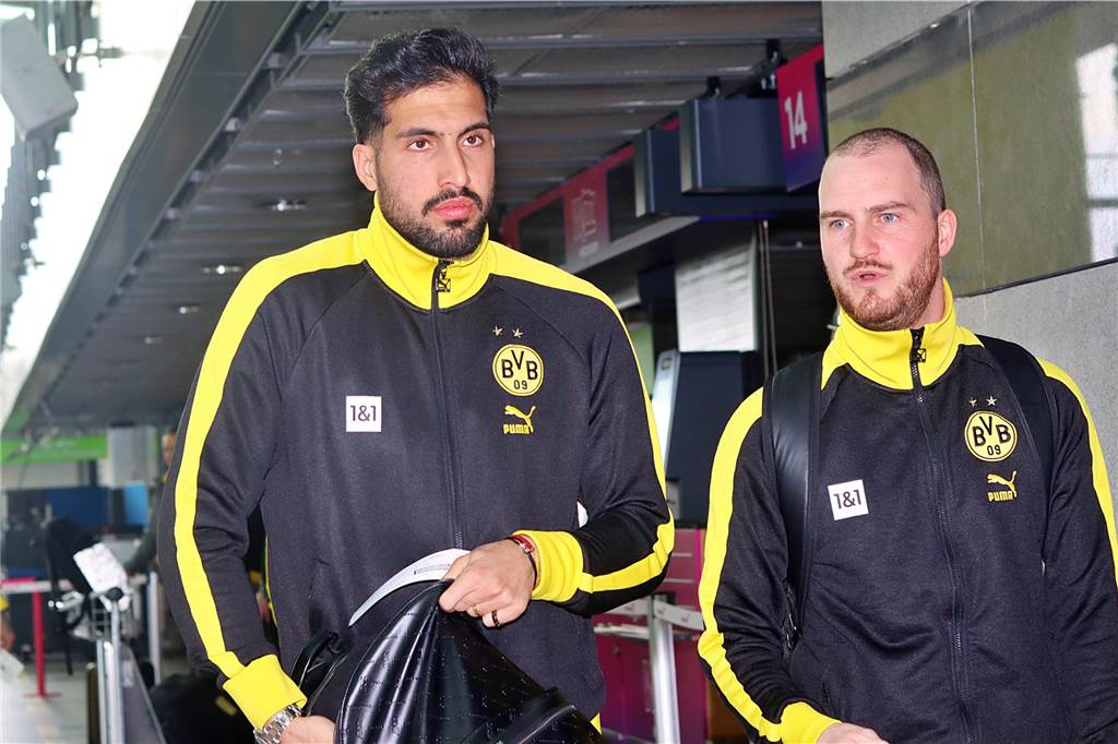 Die BVB-Profis auf dem Weg nach Stuttgart.