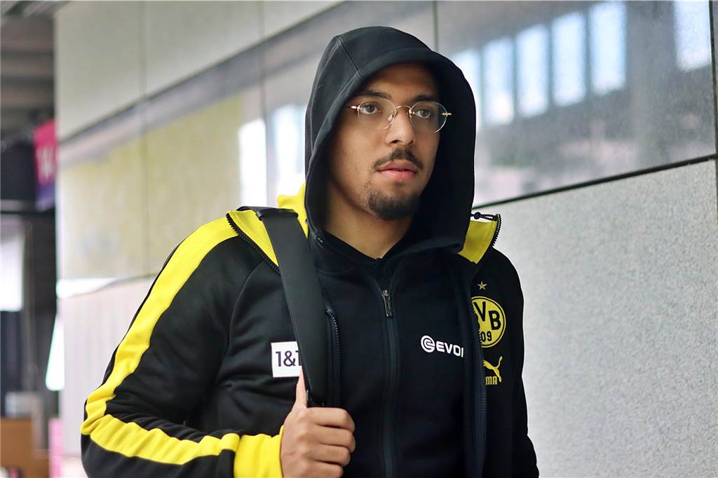 Die BVB-Profis auf dem Weg nach Stuttgart.