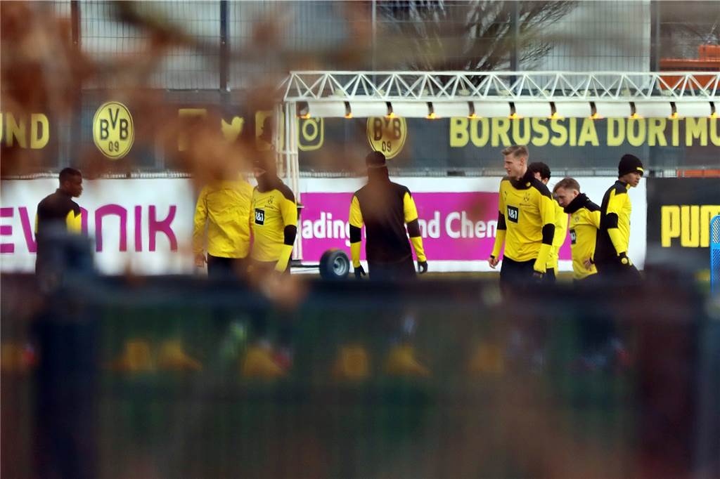 BVB-Schock vor Sevilla-Spiel: Das ist der Stand bei Sancho, Guerreiro und Co. Die BVB-Reservisten absolvierten am Sonntag eine knapp 60-minütige Einheit.