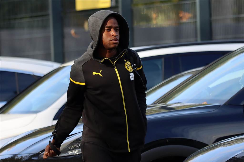 Die BVB-Spieler auf dem Weg ins Teamhotel.