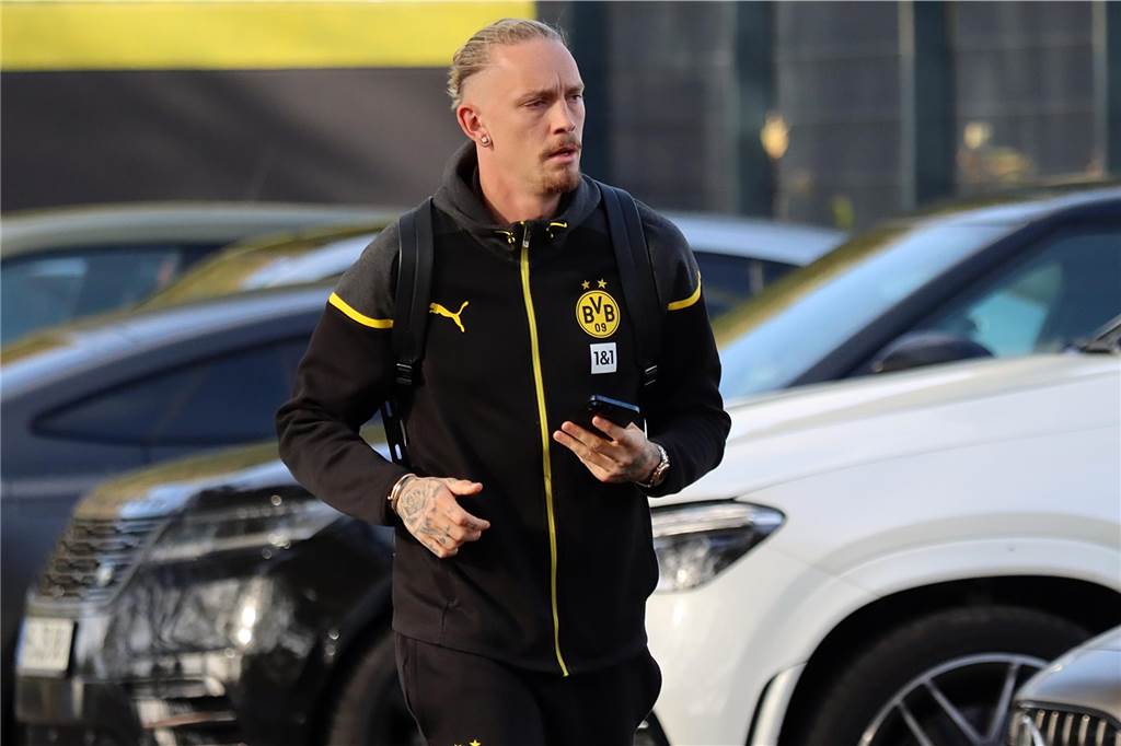 Die BVB-Spieler auf dem Weg ins Teamhotel.