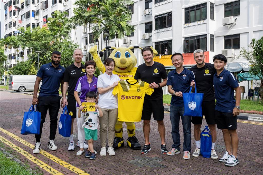Die BVB-Spieler unterwegs in Singapur.