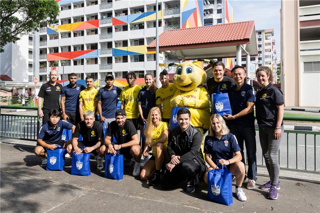 Die BVB-Spieler unterwegs in Singapur.