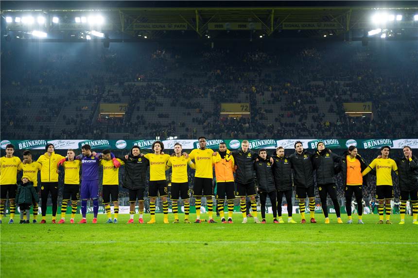 Corona-Krise: BVB-Spieler verzichten auf Teile ihrer Gehälter Corona-Krise: BVB-Spieler verzichten auf Teile ihrer Gehälter