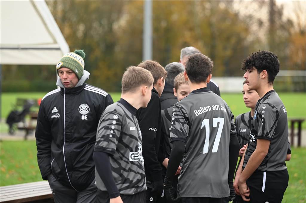 Die C-Jugend von SW Röllinghausen setzte sich im Kreispokal-Endspiel mit 6:0 gegen den TuS Haltern durch.