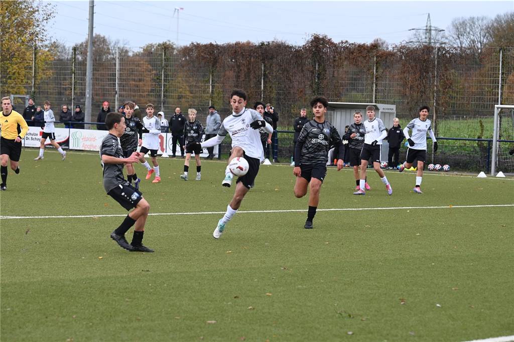 Die C-Jugend von SW Röllinghausen setzte sich im Kreispokal-Endspiel mit 6:0 gegen den TuS Haltern durch.