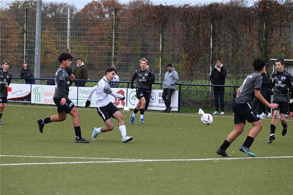 Die C-Jugend von SW Röllinghausen setzte sich im Kreispokal-Endspiel mit 6:0 gegen den TuS Haltern durch.