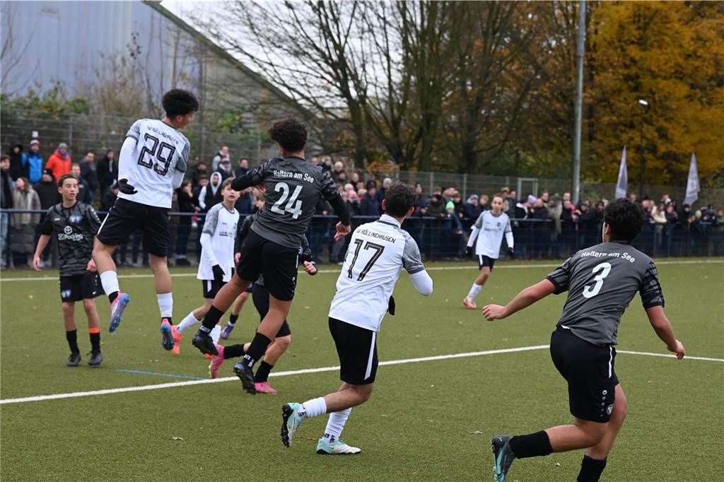 Die C-Jugend von SW Röllinghausen setzte sich im Kreispokal-Endspiel mit 6:0 gegen den TuS Haltern durch.