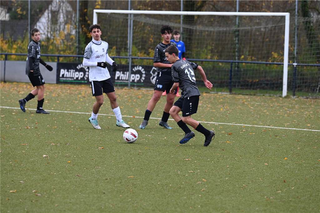 Die C-Jugend von SW Röllinghausen setzte sich im Kreispokal-Endspiel mit 6:0 gegen den TuS Haltern durch.