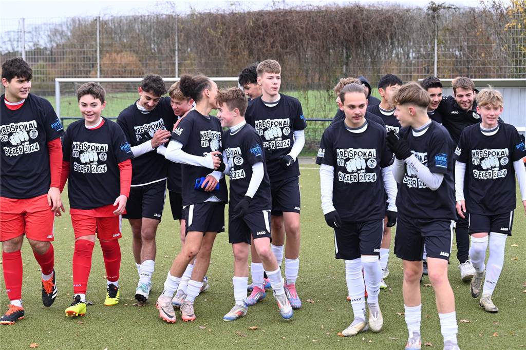 Die C-Jugend von SW Röllinghausen setzte sich im Kreispokal-Endspiel mit 6:0 gegen den TuS Haltern durch.