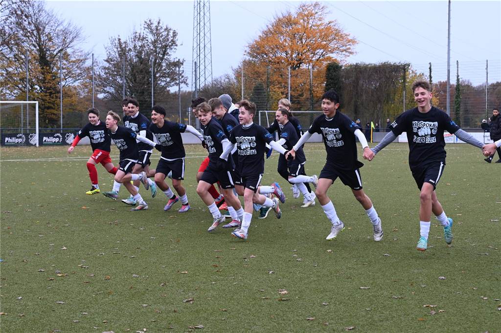 Die C-Jugend von SW Röllinghausen setzte sich im Kreispokal-Endspiel mit 6:0 gegen den TuS Haltern durch.