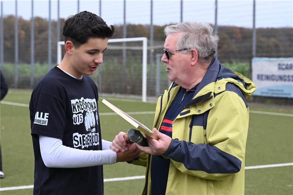 Die C-Jugend von SW Röllinghausen setzte sich im Kreispokal-Endspiel mit 6:0 gegen den TuS Haltern durch.