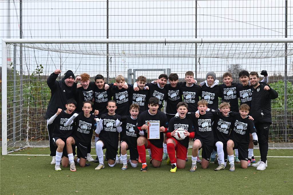 Die C-Jugend von SW Röllinghausen setzte sich im Kreispokal-Endspiel mit 6:0 gegen den TuS Haltern durch.