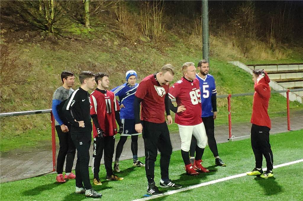 Die „Castrop Raptors“ sind das erste Flagfootball-Team in Castrop-Rauxel Die Castrop Raptors laden zum offenen Training ein und hoffen auf Zuwachs.