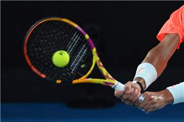 Die Castrop-Rauxeler Tennisplätze öffnen wieder. Eine Sportanlage hat Ihre Frühjahrsbestellung bereits zu Ostern hinter sich, eine andere ist erst Mitte April wieder bespielbar.