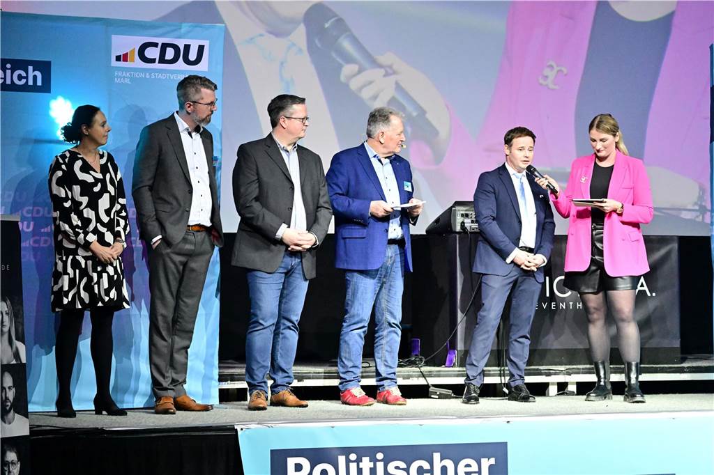 Die CDU-Stadtverbandsvorsitzenden mit Moderator Peter Gesser und Kollegin