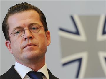 Die CDU steht dem Vorstoß von Verteidigungsminister Karl-Theodor zu Guttenberg zu einem Aussetzen der Wehrpflicht skeptisch gegenüber.