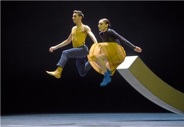 Die Choreografie „Hora“ von Edward Clug wurde in Dortmund uraufgeführt.