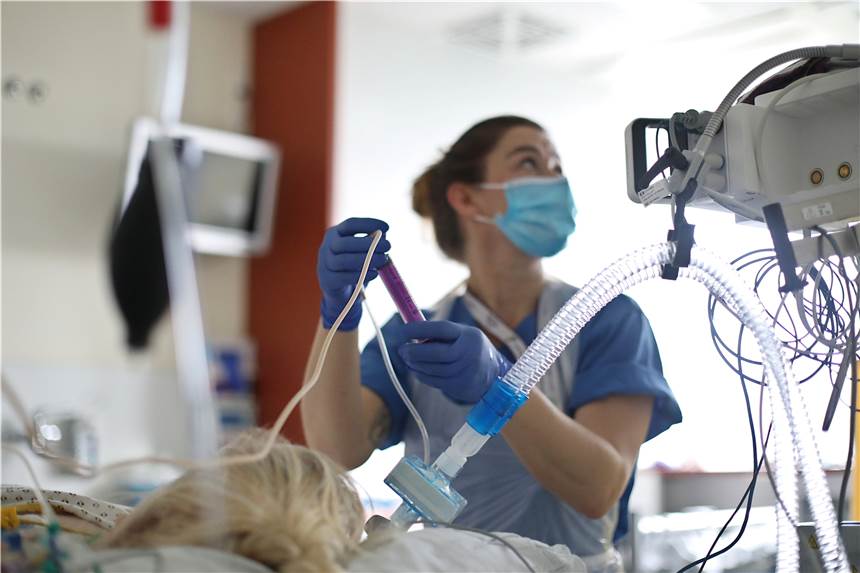 Corona-Liveblog: Seit Sonntag wieder weniger als 1000 Infizierte in Ahaus Die Corona-Lage im Kreis Borken bleibt mit Blick auf die Infektionszahlen angespannt. Auch die Kreis-Krankenhäuser, die Covid-Patienten behandeln, arbeiten am Limit.