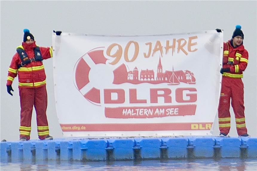 Corona verhagelt das Jubiläumsjahr: DLRG Haltern sagt Feier ab Die Corona-Pandemie hat der seit 90 Jahren bestehenden DLRG-Ortsgruppe Haltern gehörig das Jubiläum verhagelt.