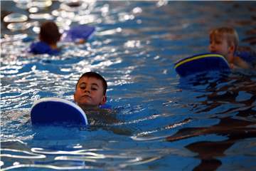 Die Corona-Schutzverordnung erlaubt Schwimmkurse. In Haltern wird es in den nächsten Wochen jedoch nicht geben.