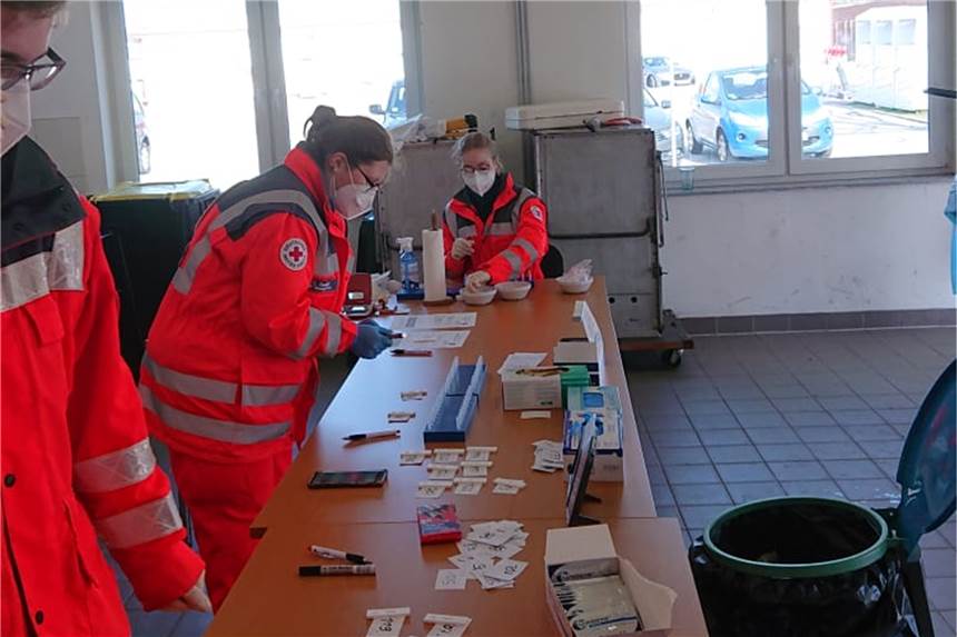 Auch wegen Corona: DRK-Helfer im März 400 Stunden im Einsatz Die Corona-Teststelle des DRK-Ortsverein Heek-Nienborg wird ungebrochen gut angenommen.