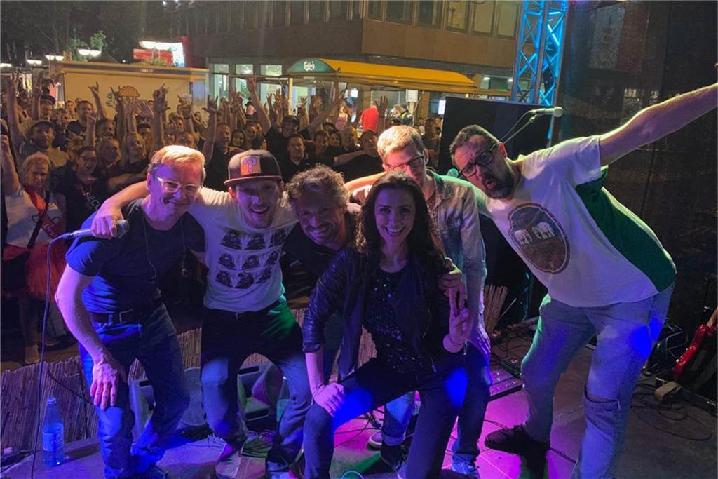 Weiteres Street-Food-Festival kommt in die Stadt Die Cover-Band „ReBoot"