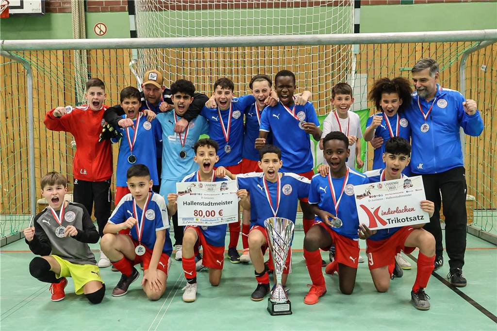ghggt Die D-Junioren des Hombrucher SV siegten im Endspiel der Hallenfußballstadtmeisterschaft.