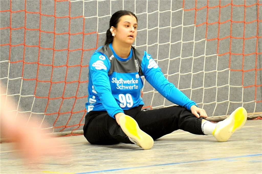 Fotostrecke zum Durchklicken: Viele Bilder vom Fußball, Handball und Futsal Die Damen der HSG Schwerte/Westhofen gewannen gegen HC Bergkamen mit 25:24.