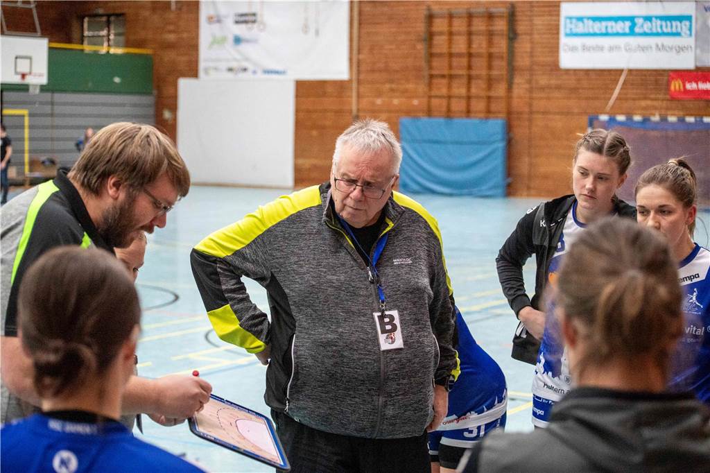 Die Damen des HSC Haltern-Sythen kassierten am Samstagnachmittag (15. Februar) die erste Heim-Niederlage der Saison. Gegen ETSV Witten unterlagen die Seestädterinnen mit 28:31 (14:16).