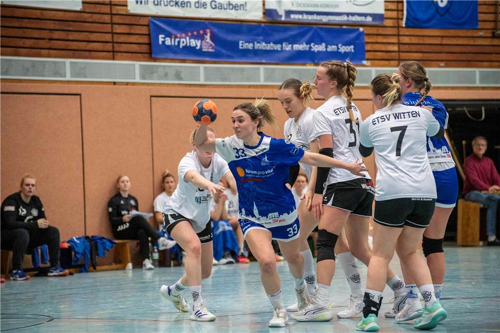 Die Damen des HSC Haltern-Sythen kassierten am Samstagnachmittag (15. Februar) die erste Heim-Niederlage der Saison. Gegen ETSV Witten unterlagen die Seestädterinnen mit 28:31 (14:16).