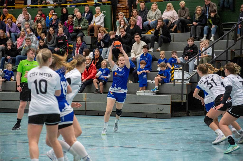 Die Damen des HSC Haltern-Sythen kassierten am Samstagnachmittag (15. Februar) die erste Heim-Niederlage der Saison. Gegen ETSV Witten unterlagen die Seestädterinnen mit 28:31 (14:16).