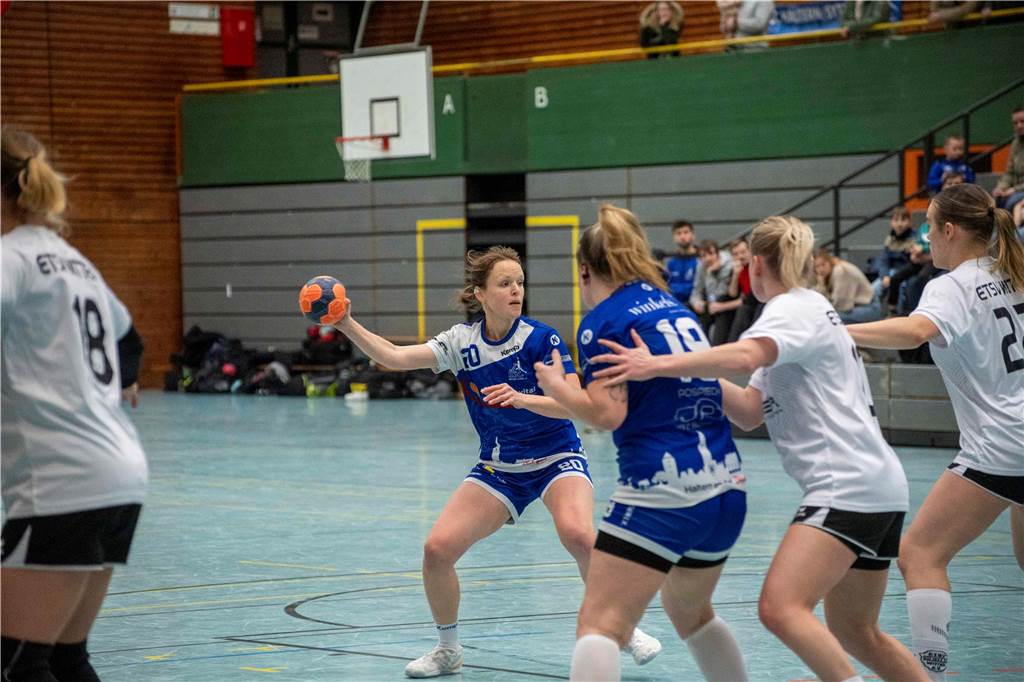 Die Damen des HSC Haltern-Sythen kassierten am Samstagnachmittag (15. Februar) die erste Heim-Niederlage der Saison. Gegen ETSV Witten unterlagen die Seestädterinnen mit 28:31 (14:16).